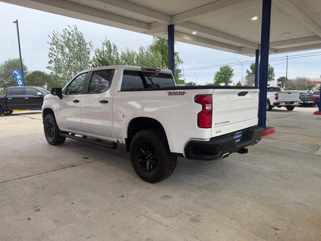 Used 2019 Chevrolet Silverado 1500 Custom Trail Boss w/ Custom Convenience Package AWD/4WD image 5
