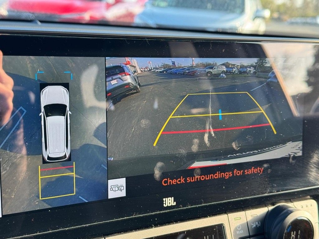 Used 2025 Toyota Grand Highlander AWD image 33