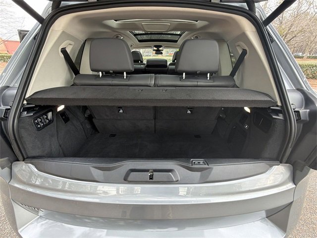 Used 2023 BMW X7 xDrive40i image 25