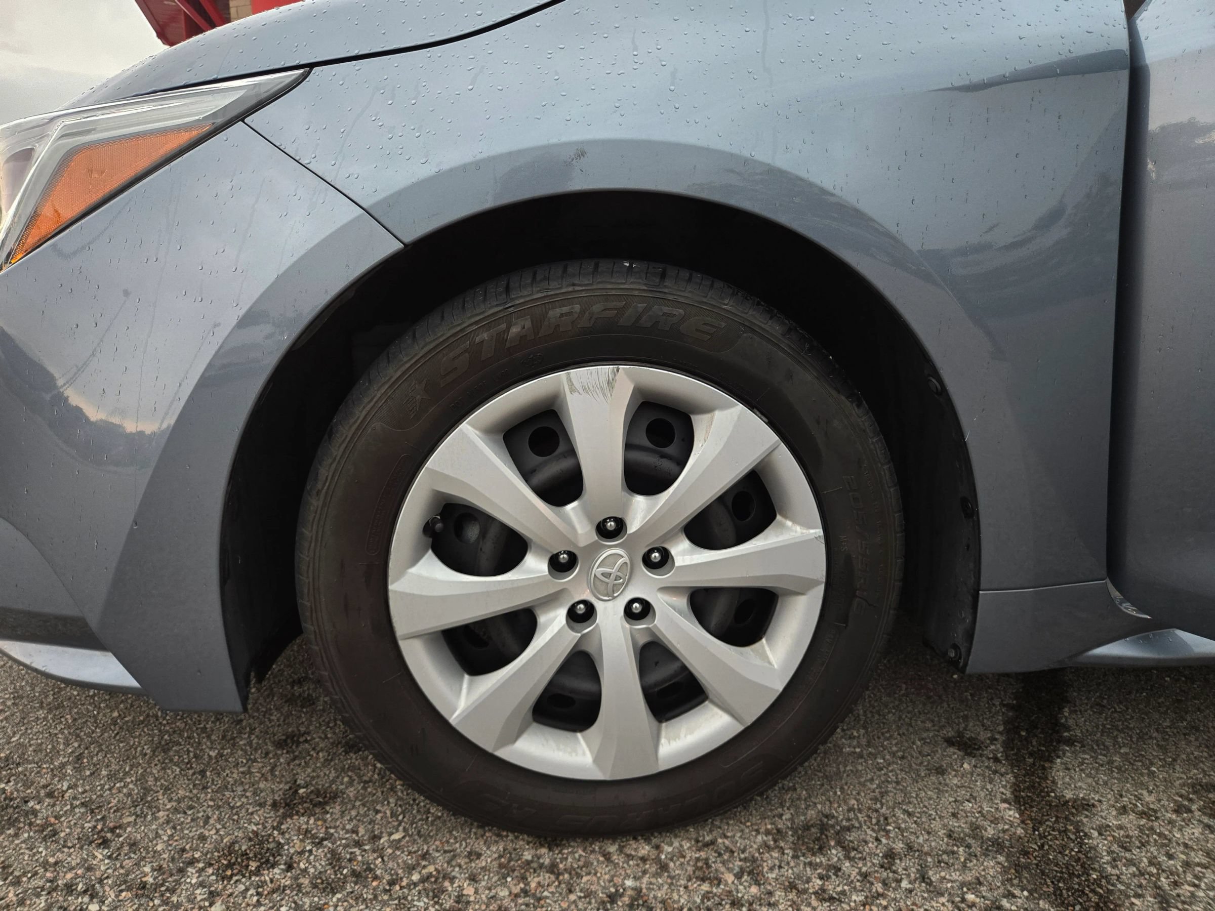 Used 2023 Toyota Corolla LE FWD image 14