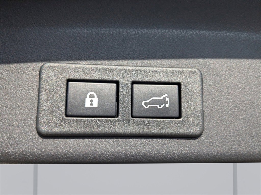 Certified 2024 Subaru Ascent Limited w/ Technology Package image 13