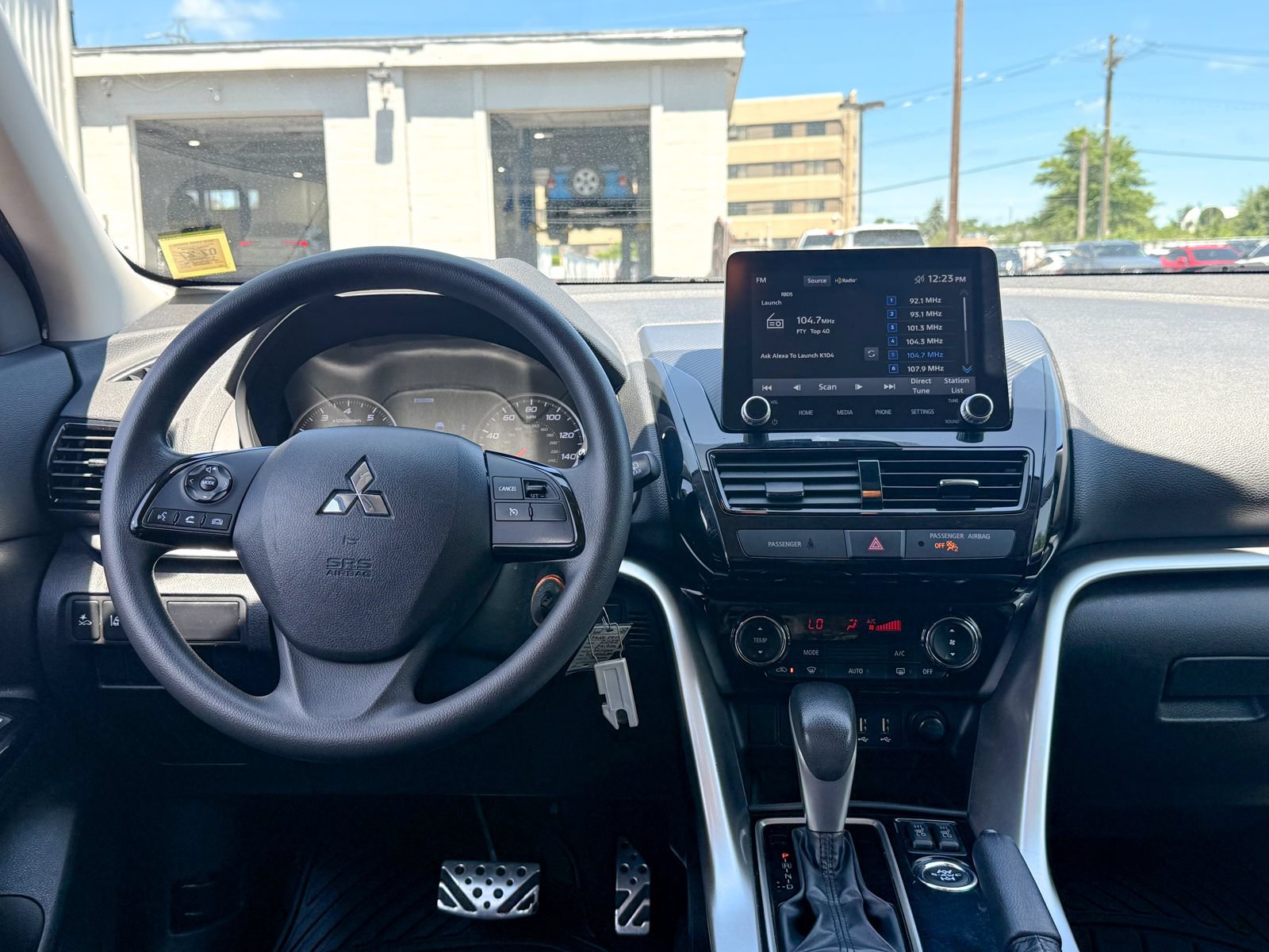 Used 2022 Mitsubishi Eclipse Cross LE AWD/4WD image 22