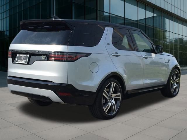 New 2023 Land Rover Discovery HSE R-Dynamic image 5