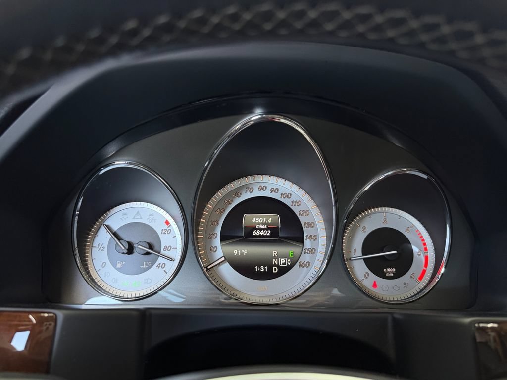 Used 2015 Mercedes-Benz GLK 250 BlueTEC 4MATIC w/ Premium 1 Package image 18