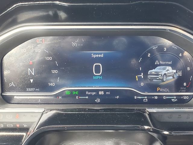 Used 2025 Chevrolet Silverado 1500 LT image 15