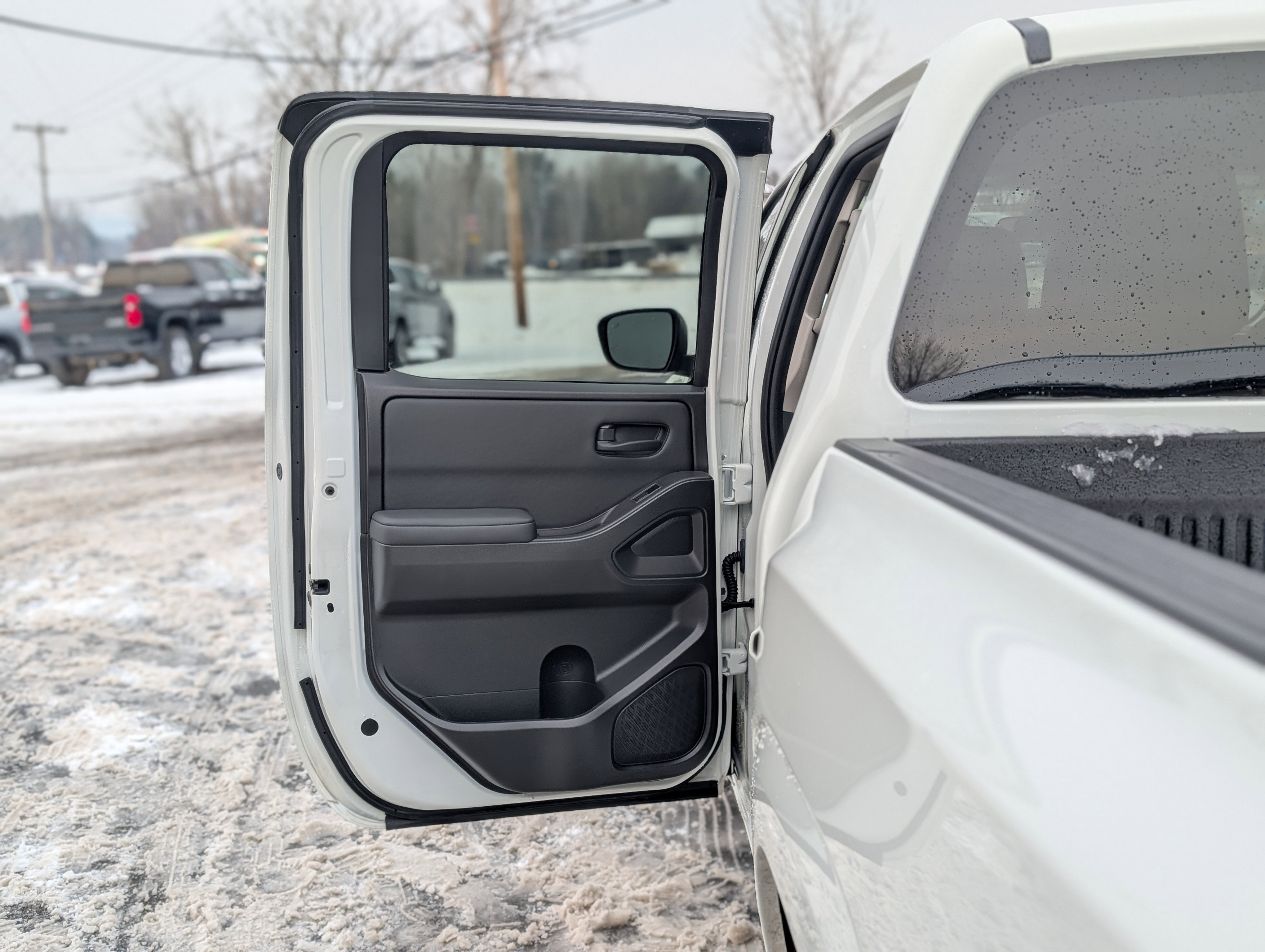 Used 2023 Nissan Frontier S w/ Technology Package image 29