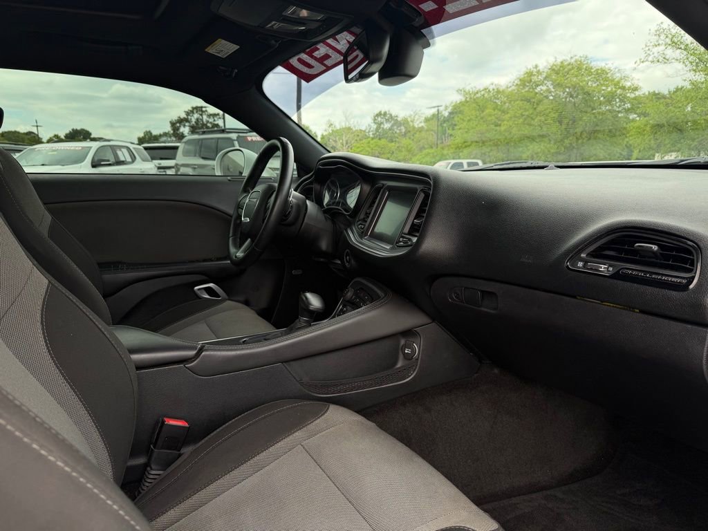 Used 2015 Dodge Challenger R/T w/ Quick Order Package 28B R/T image 27