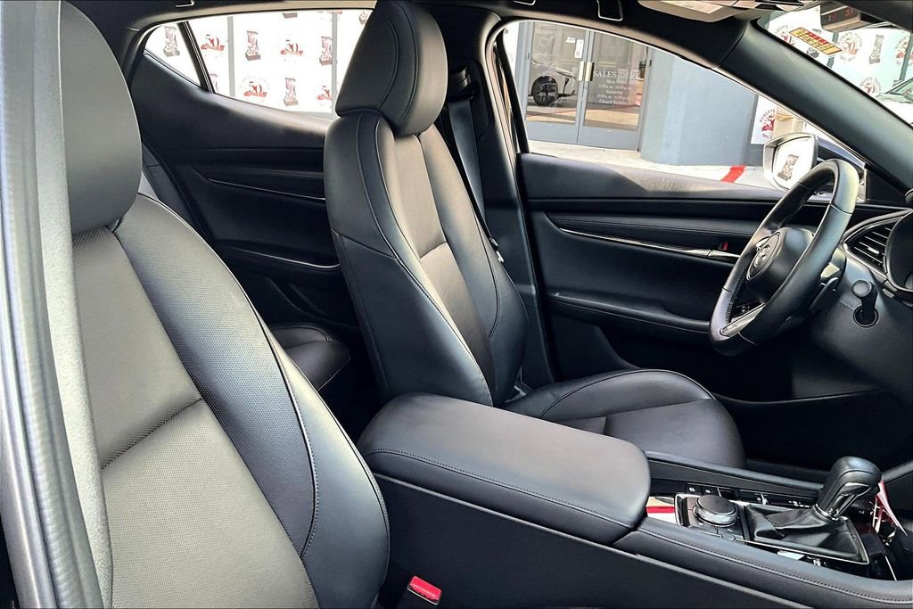 Used 2025 MAZDA MAZDA3 Hatchback w/Premium Plus Pkg AWD/4WD image 28