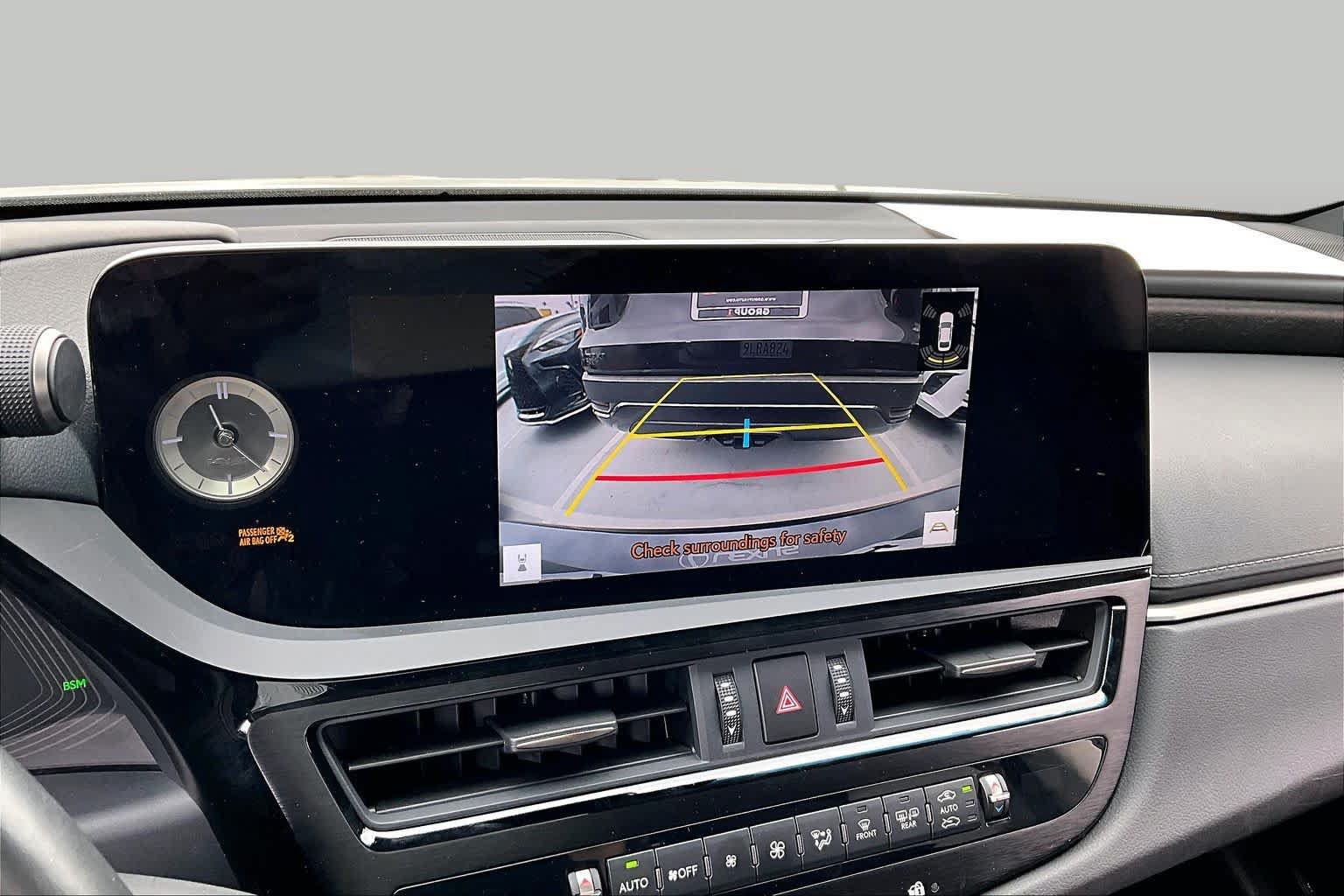 Used 2024 Lexus ES 300h w/ Premium Package FWD image 26