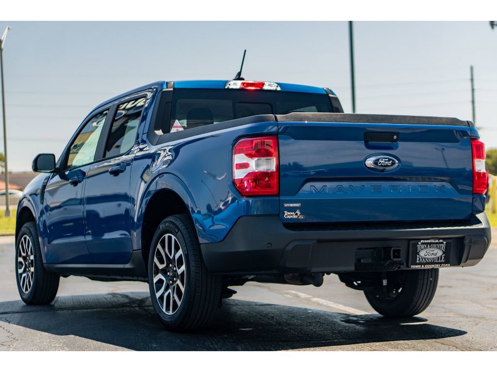 Used 2024 Ford Maverick Lariat FWD image 3