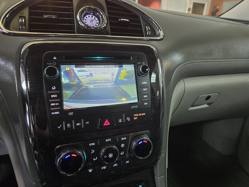 Used 2016 Buick Enclave Premium w/ Experience Buick Package FWD image 32