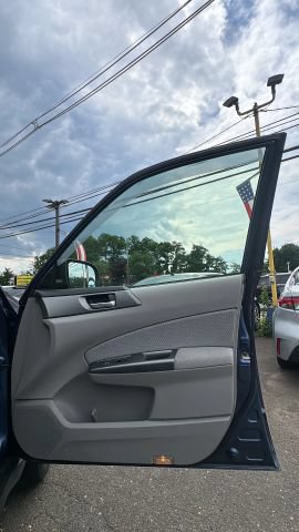 Used 2013 Subaru Forester 2.5X Premium w/ Plus Pkg AWD/4WD image 24