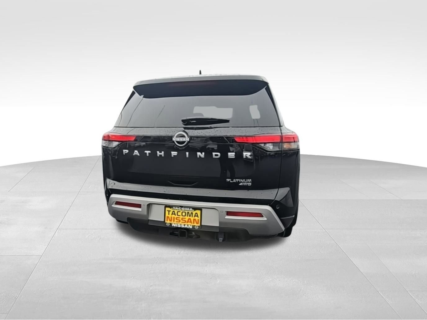 New 2025 Nissan Pathfinder Platinum image 8