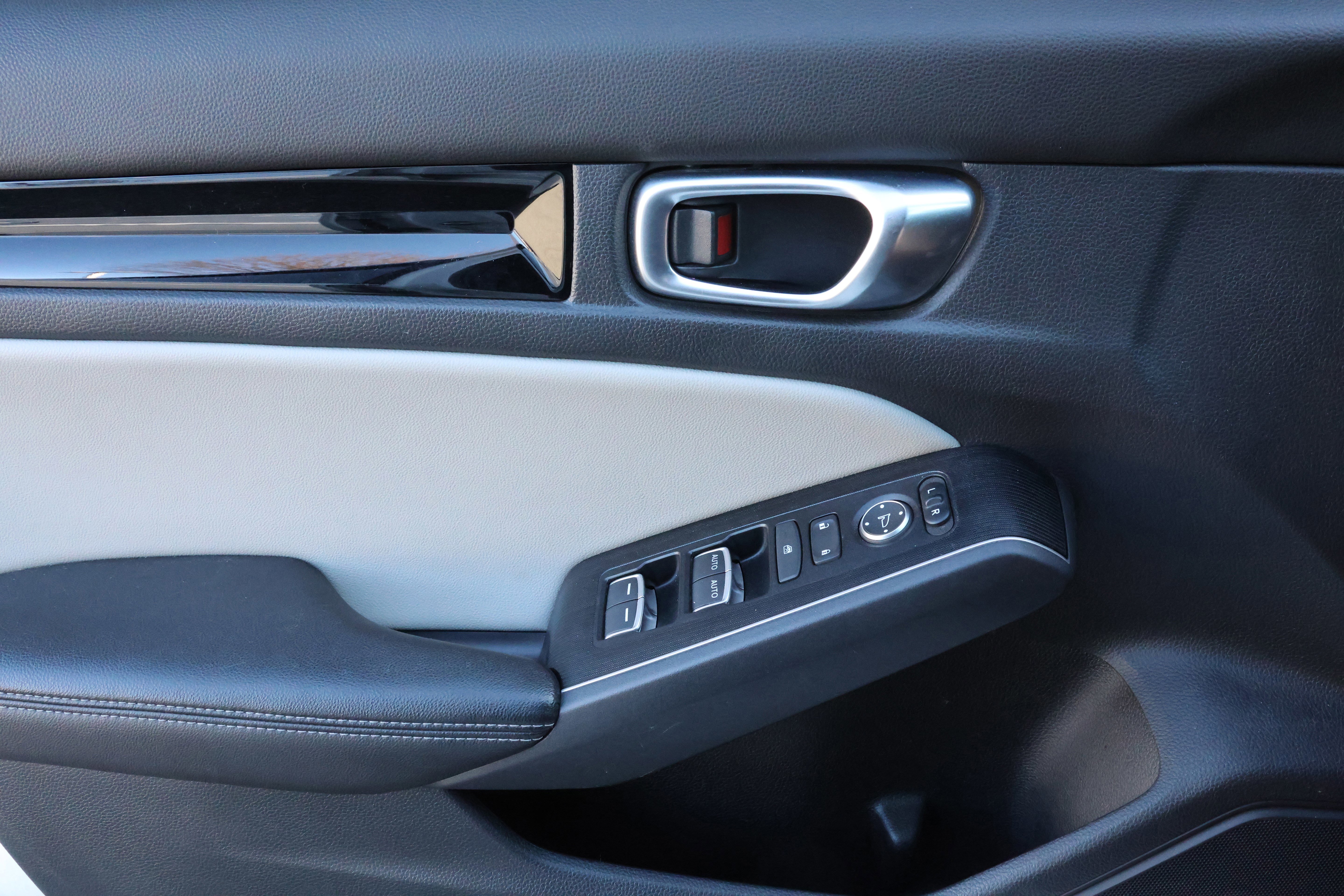 Used 2022 Honda Civic Sport Touring image 12