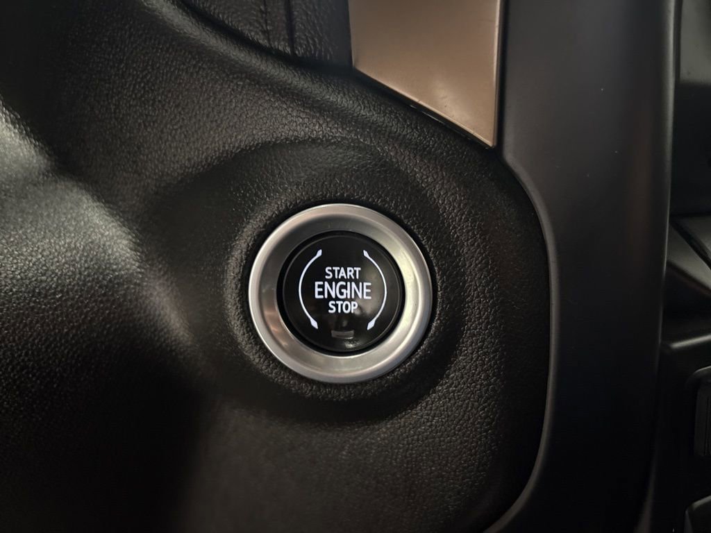 Used 2021 Chevrolet Silverado 3500 High Country image 24
