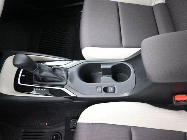 Certified 2026 Toyota Corolla LE FWD image 32