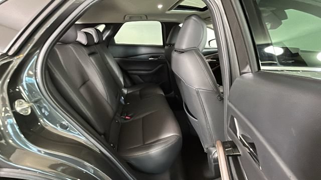 Used 2021 MAZDA CX-30 AWD 2.5 S w/ Premium Package image 30
