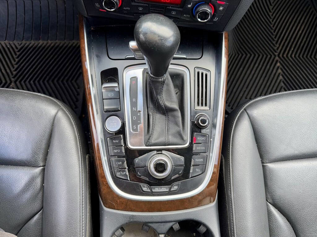 Used 2012 Audi Q5 3.2 Prestige AWD/4WD image 21