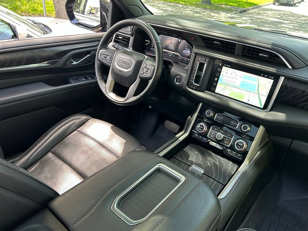 Used 2024 GMC Yukon Denali RWD image 10
