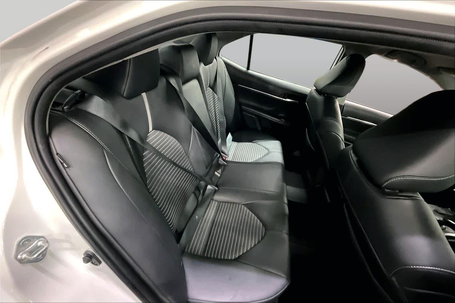 Used 2024 Toyota Camry SE FWD image 20