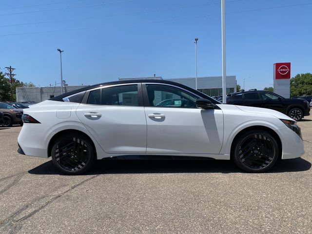 New 2026 Nissan Sentra SR w/ SR Premium Package FWD image 6