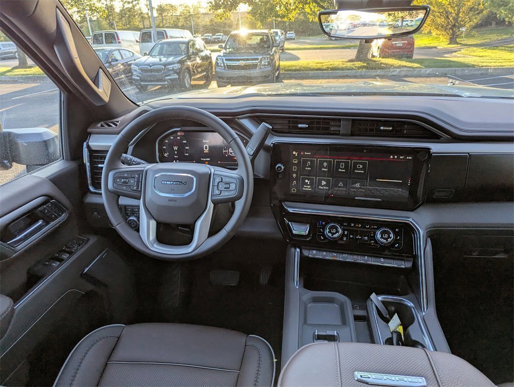 New 2026 GMC Sierra 2500 Denali w/ Denali Reserve Package image 8
