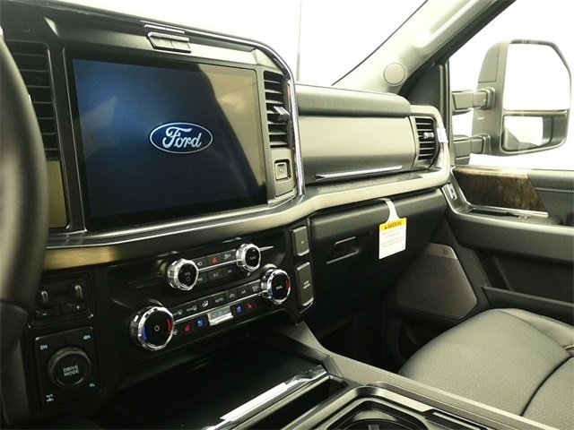 New 2026 Ford F250 Lariat image 13