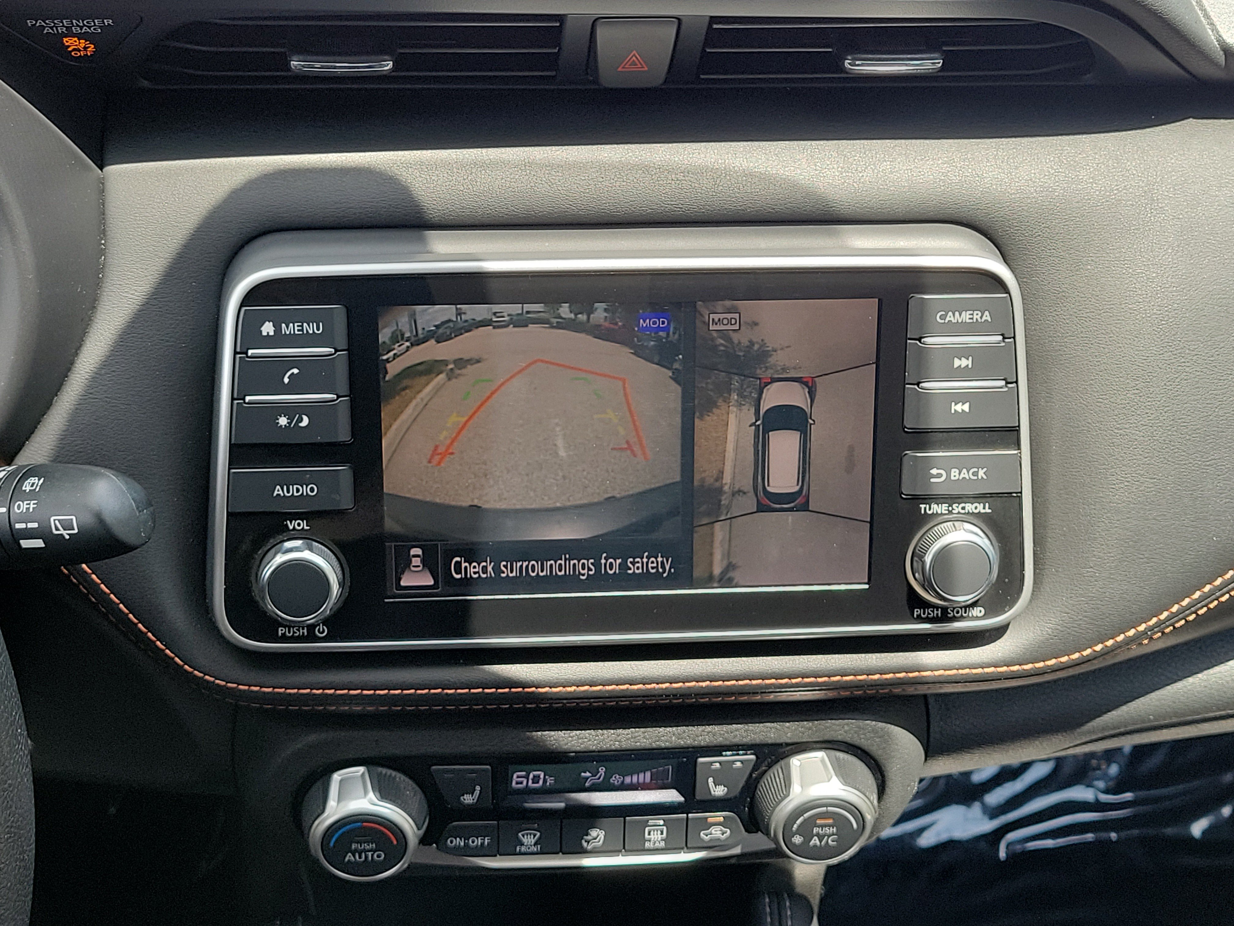 Certified 2020 Nissan Kicks SR w/ SR Premium Package FWD image 28