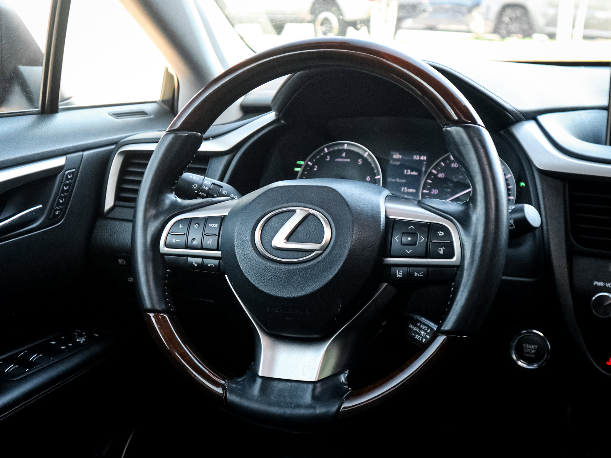 Used 2018 Lexus RX 350L image 18