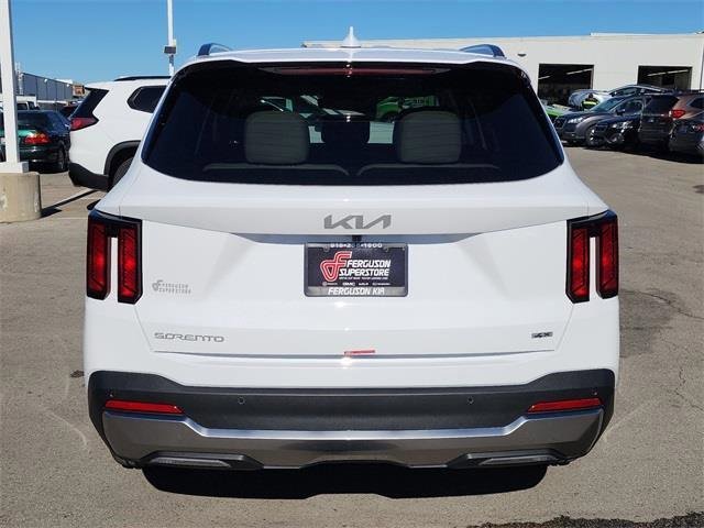 New 2026 Kia Sorento S image 4