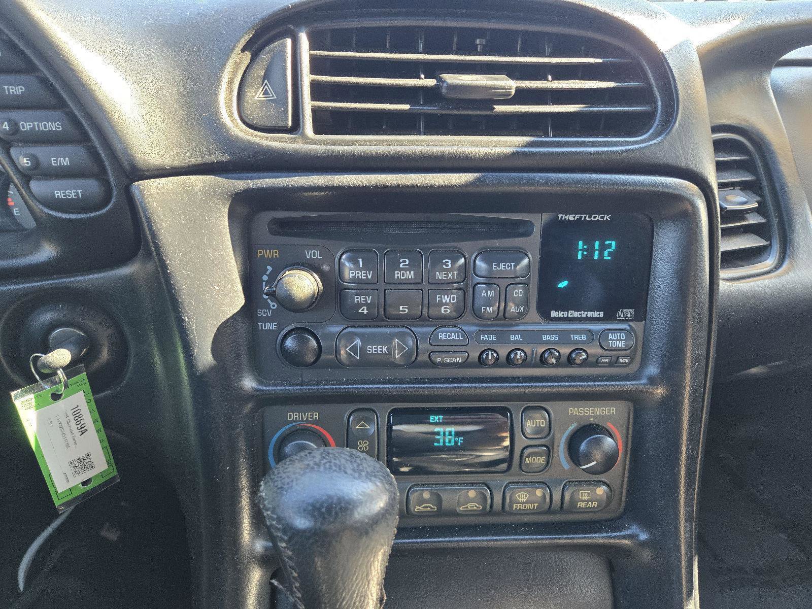 Used 2004 Chevrolet Corvette Convertible w/ Preferred Equipment Group image 28