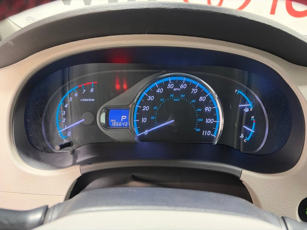Used 2011 Toyota Sienna XLE w/ XLE Navigation Pkg FWD image 30