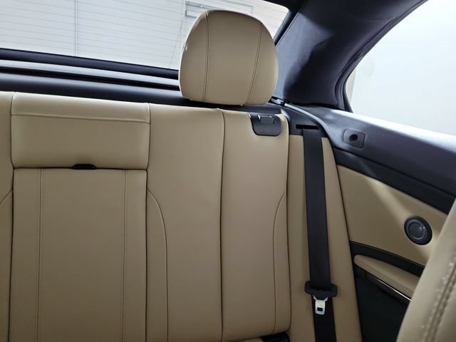 Used 2017 BMW M4 Convertible RWD image 12