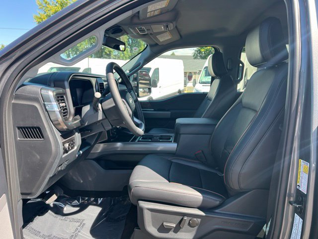 New 2026 Ford F250 Lariat w/ Black Appearance Package AWD/4WD image 12