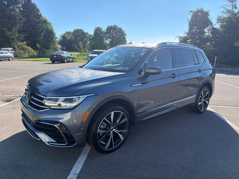 Used 2023 Volkswagen Tiguan SEL R-Line AWD/4WD image 7
