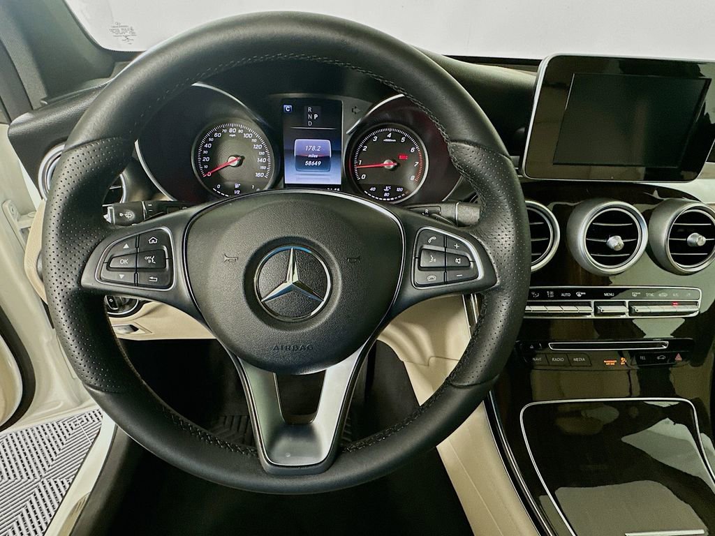 Used 2017 Mercedes-Benz GLC 300 4MATIC w/ Premium 1 Package image 11