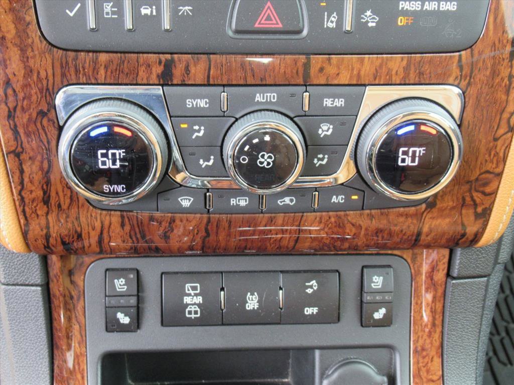 Used 2014 Chevrolet Traverse LTZ image 24