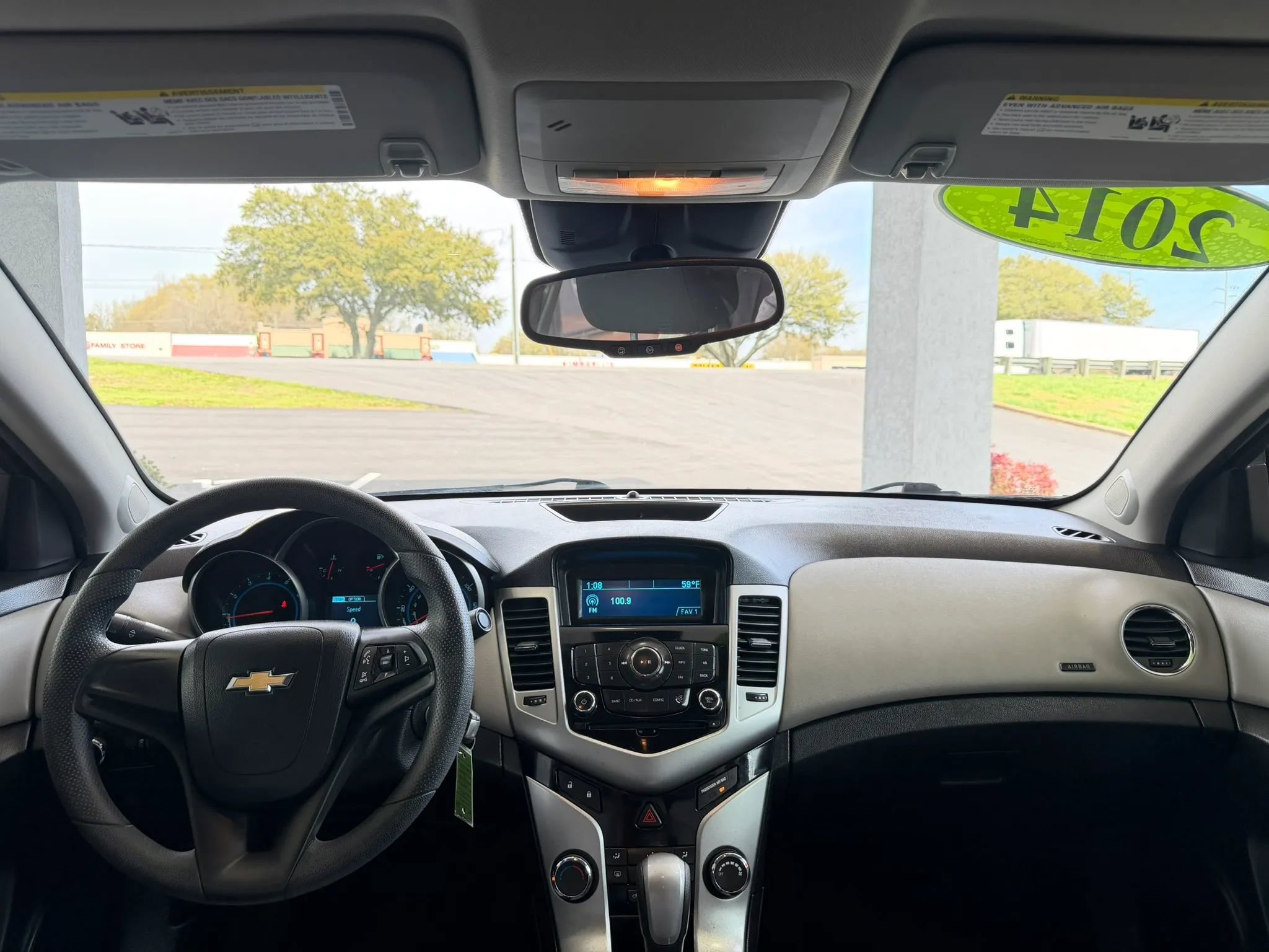 Used 2014 Chevrolet Cruze LS image 9