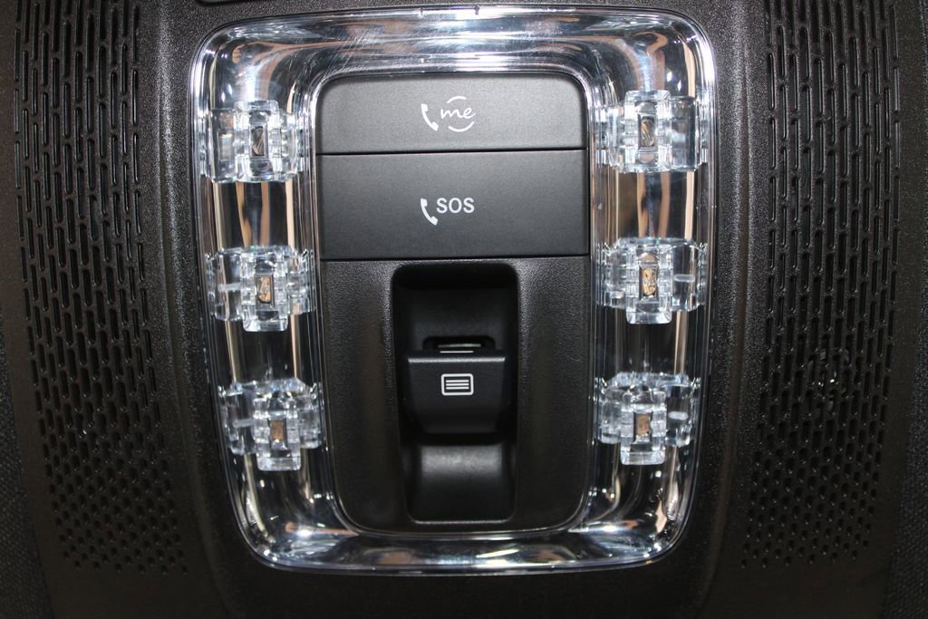 Used 2024 Mercedes-Benz GLE 450e 4MATIC image 54