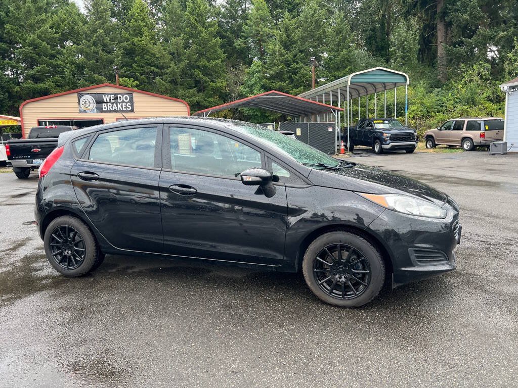Used 2014 Ford Fiesta SE FWD image 12