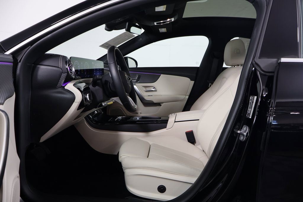 Certified 2025 Mercedes-Benz CLA 250 image 10