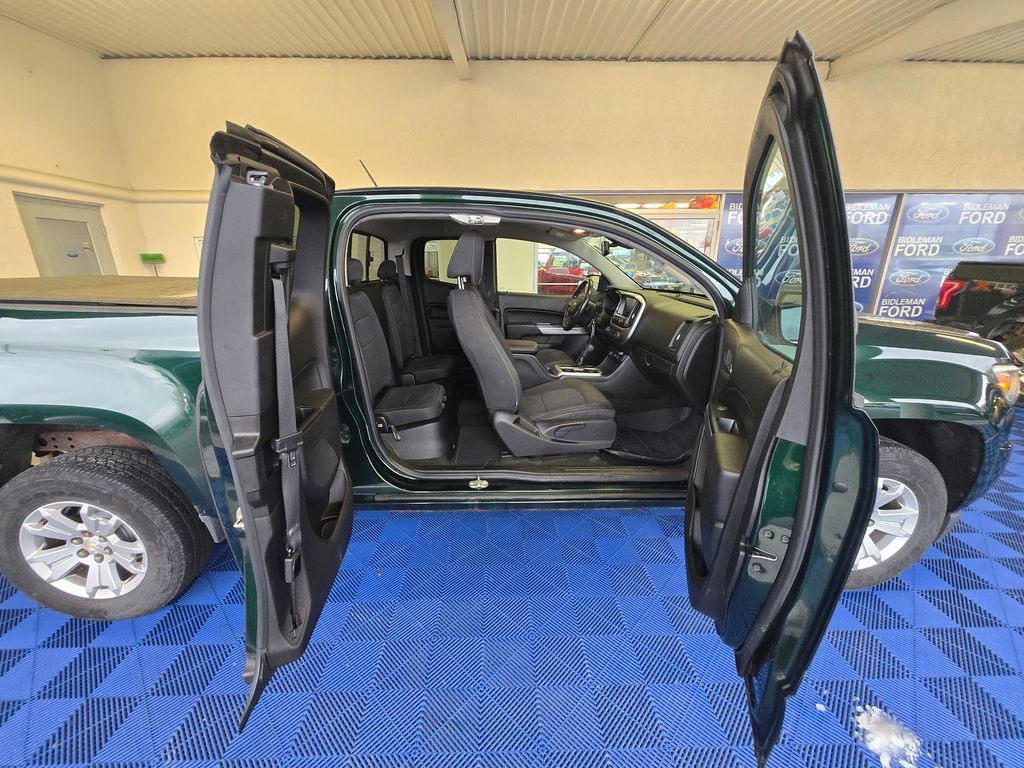 Used 2016 Chevrolet Colorado LT w/ LT Convenience Package image 25