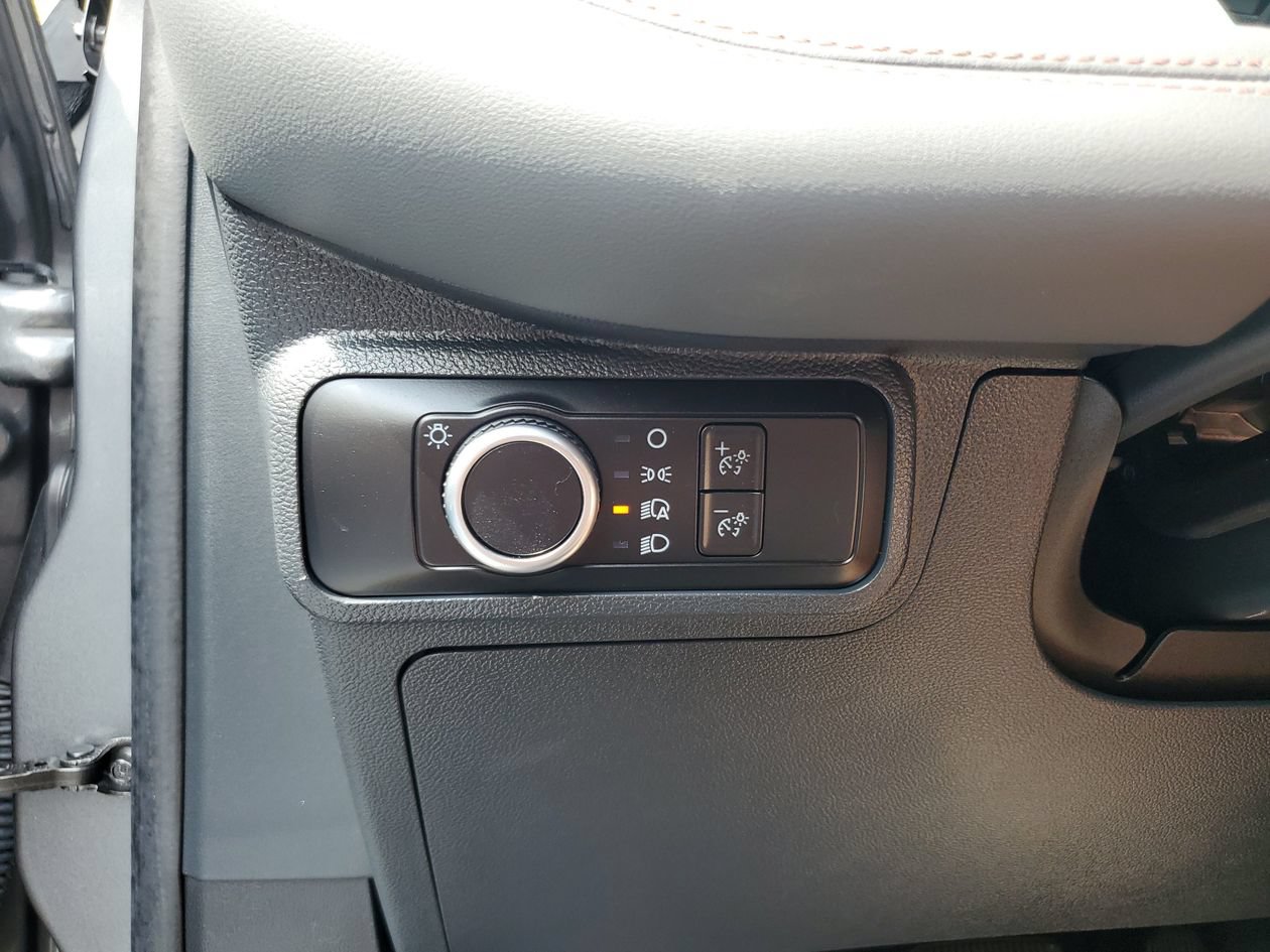 Used 2026 Ford Explorer Active RWD image 29