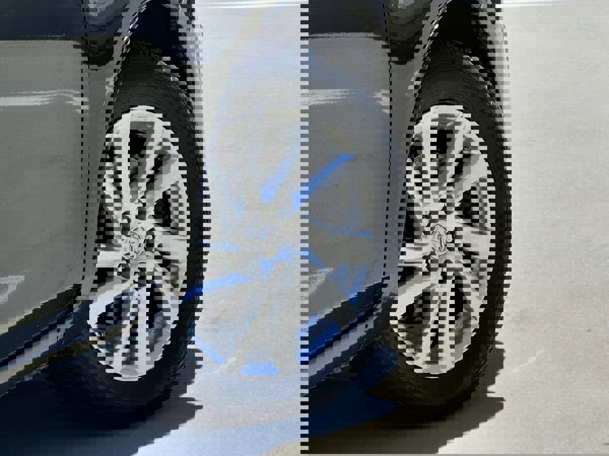 Used 2011 MAZDA MAZDA3 i Touring image 21