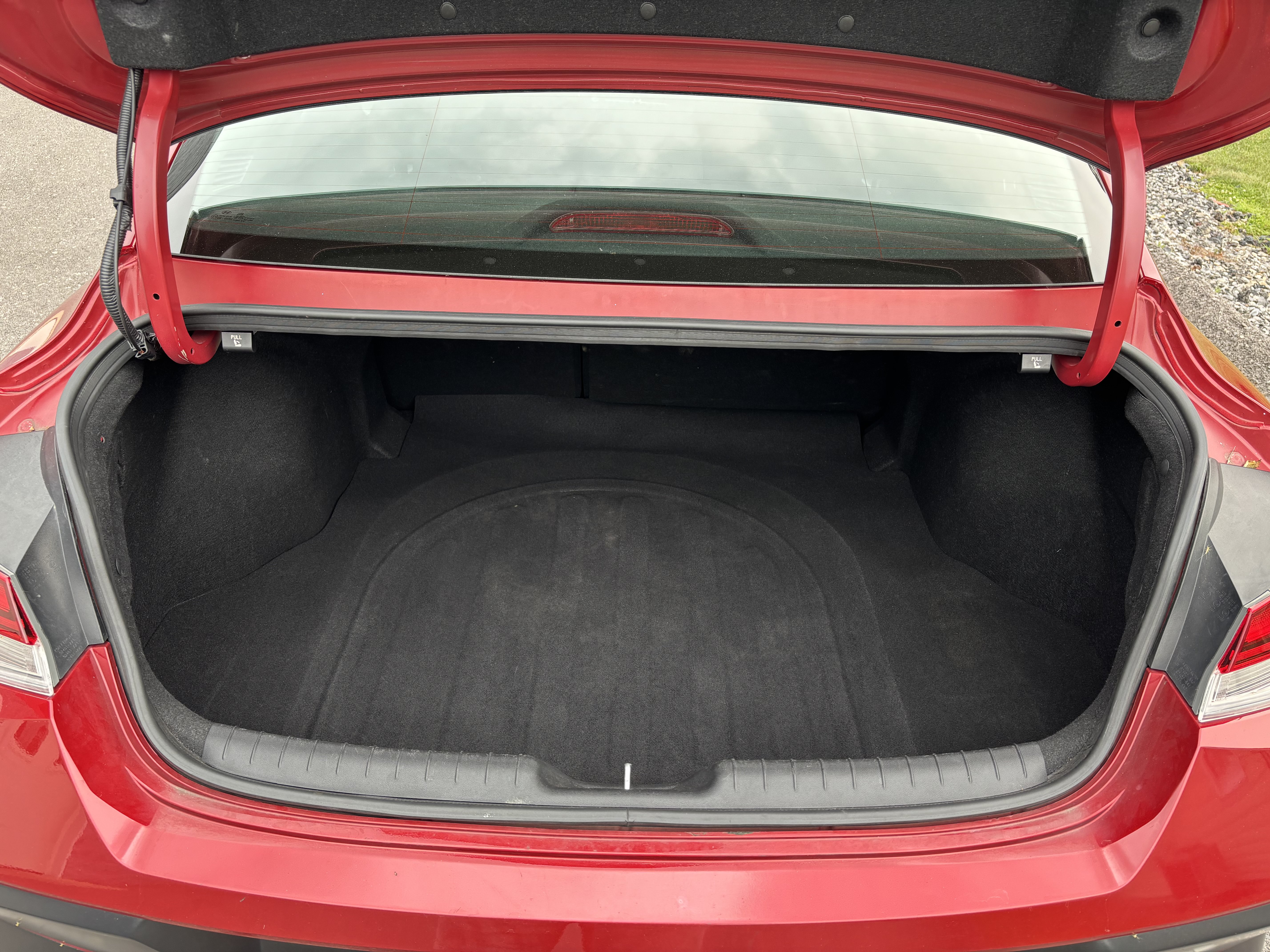 Used 2025 Hyundai Elantra SEL FWD image 5