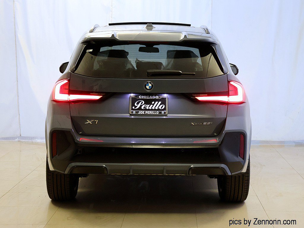 New 2027 BMW X1 xDrive28i AWD/4WD image 7