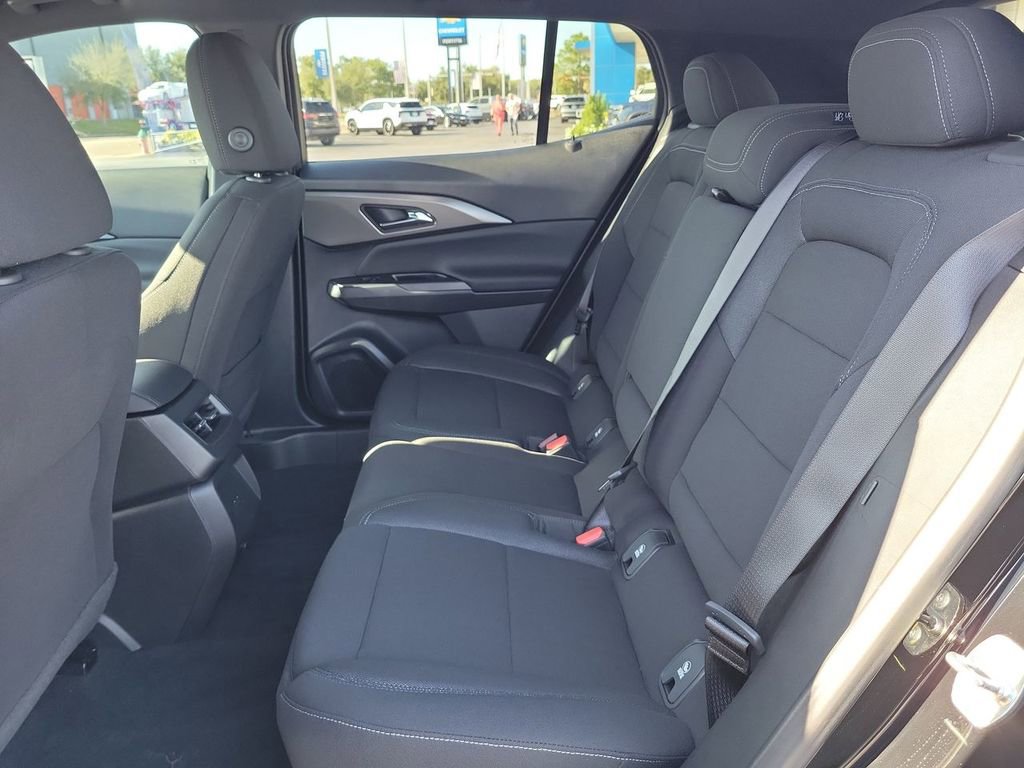 New 2026 Chevrolet Equinox EV LT image 24