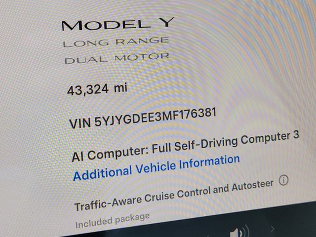 Used 2021 Tesla Model Y Long Range AWD/4WD image 24