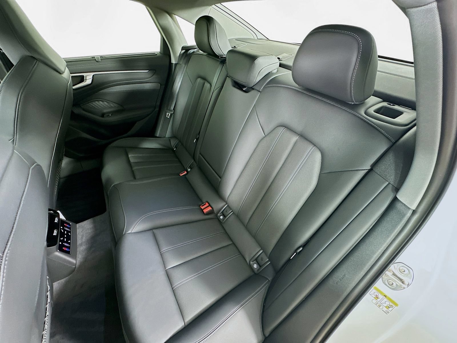 New 2026 Audi A6 Premium Plus AWD/4WD image 36