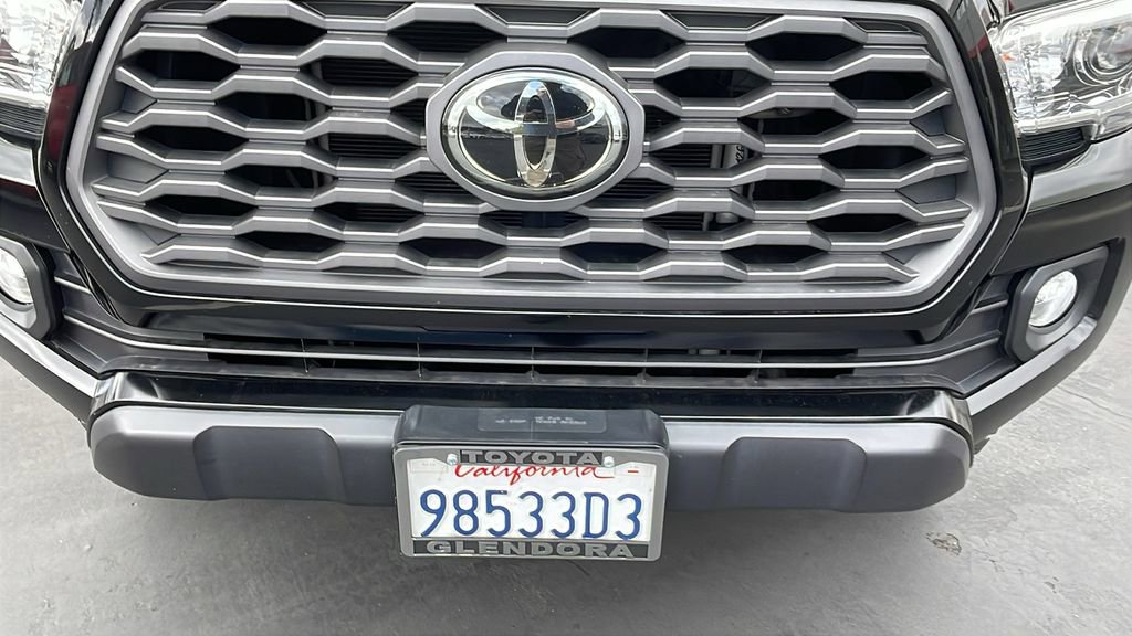 Certified 2021 Toyota Tacoma TRD Off-Road w/ Technology Package AWD/4WD image 9